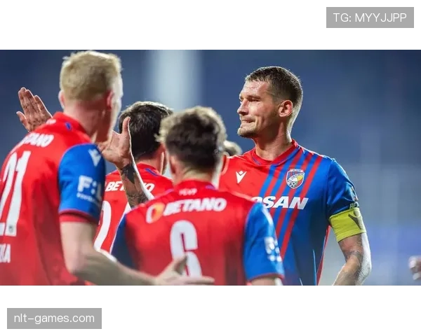 乌德勒支战术革新引关注,进攻套路成联赛焦点 乌德勒支战术革新引关注,进攻套路成联赛焦点