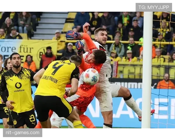 德甲门将神勇扑救引爆热议，赛季最佳扑救榜排名持续攀升